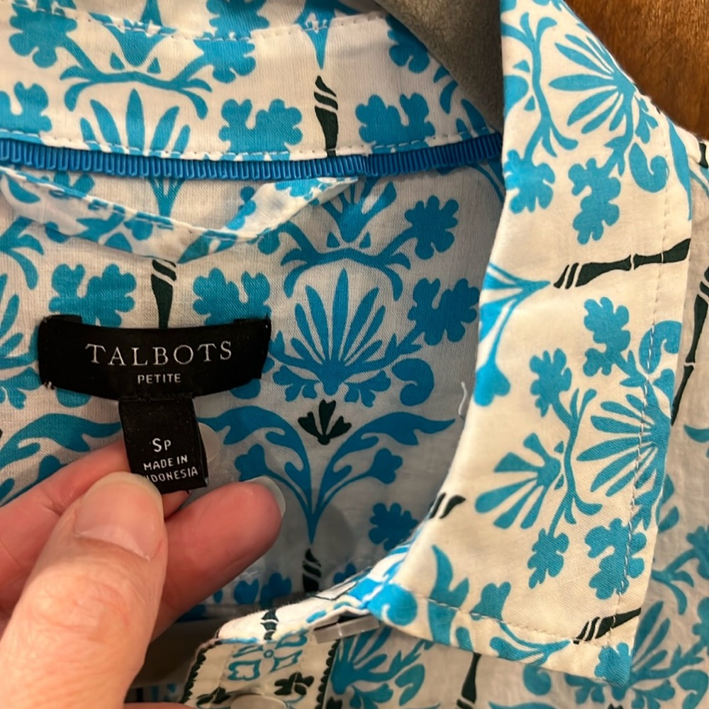 Host Picktalbots Button Down Size Small - image 3